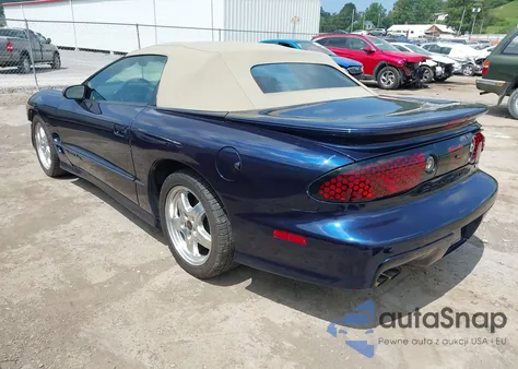 2002 Pontiac Firebird Trans Am из США, поврежденный, VIN 2G2FV32G822145817